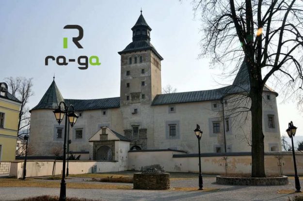 Penová striekaná izolácia PUR penou - fúkaná izolácia - chytré zateplenie | Bytča