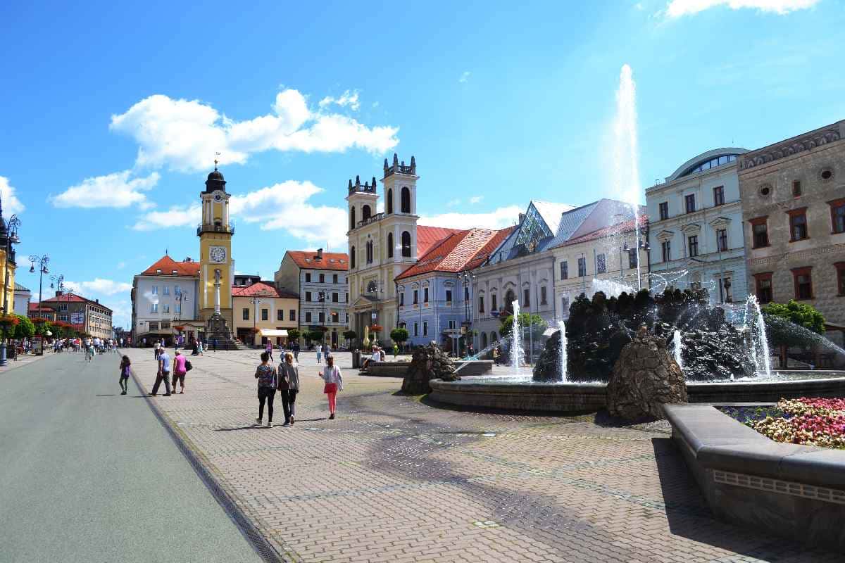 Penová striekaná izolácia - Banská Bystrica. 100% kvalita - dobrá cena