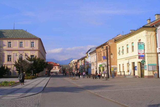 Penová striekaná izolácia - Liptovský Mikuláš. 100% kvalita - dobrá cena